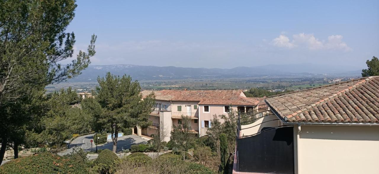 Charmant T2 Climatise Avec Belle Vue , Golf De Pont-Royal Mallemort Exterior photo