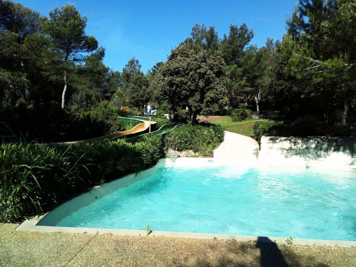 Charmant T2 Climatise Avec Belle Vue , Golf De Pont-Royal Mallemort Exterior photo